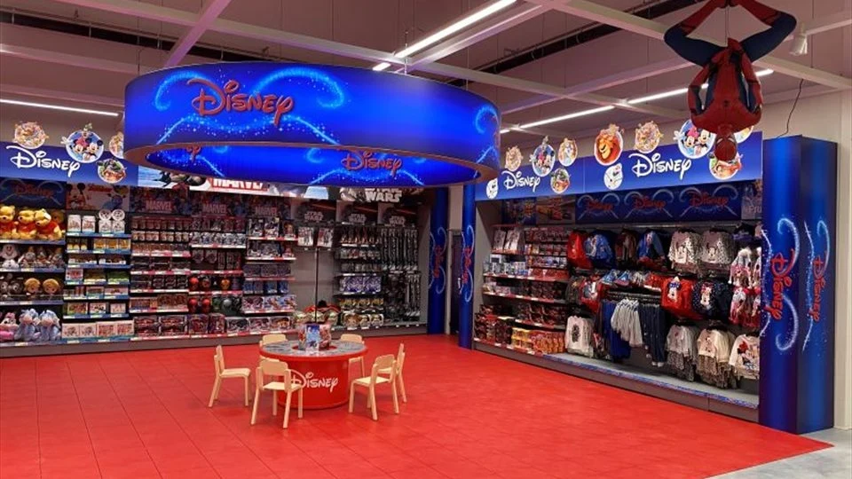 Winkelinterieur met een rode Bergo vloer